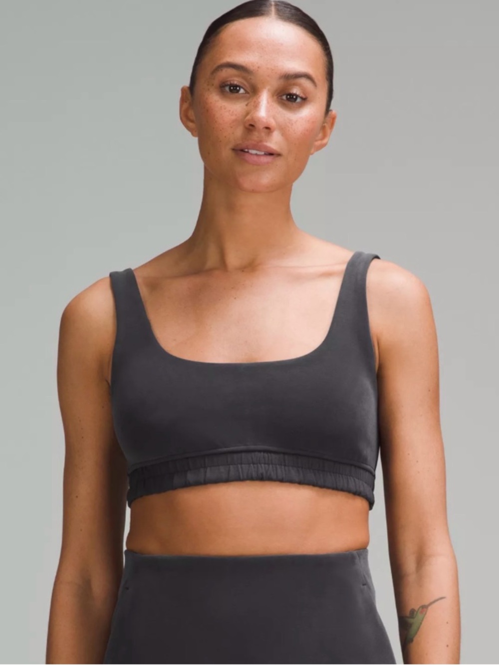 BNWT! Lululemon Softstreme Scoop Neck bra - black